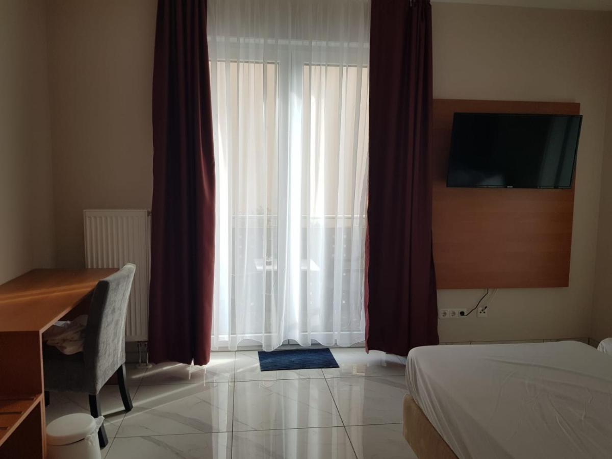 Hotel Emiliana Am Bahnhof Frankfurt am Main Luaran gambar